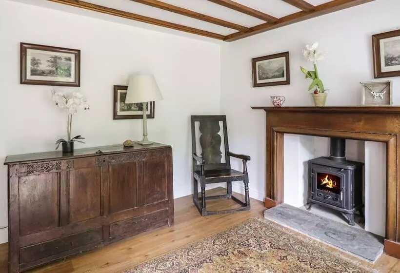 Hall Bank Cottage