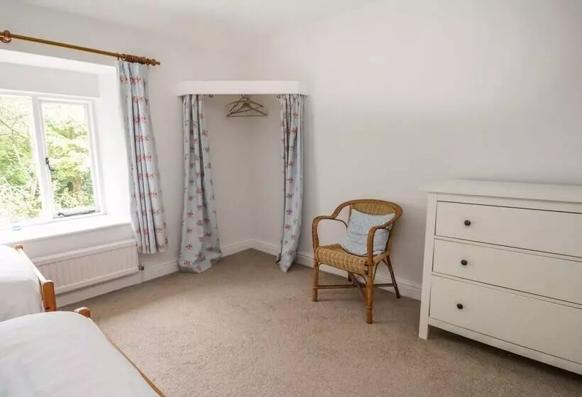 Hall Bank Cottage