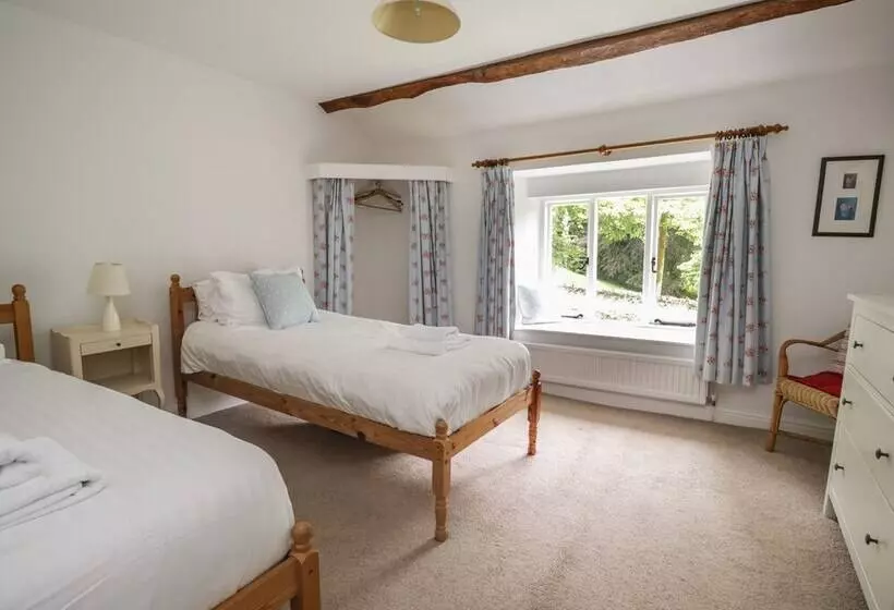 Hall Bank Cottage