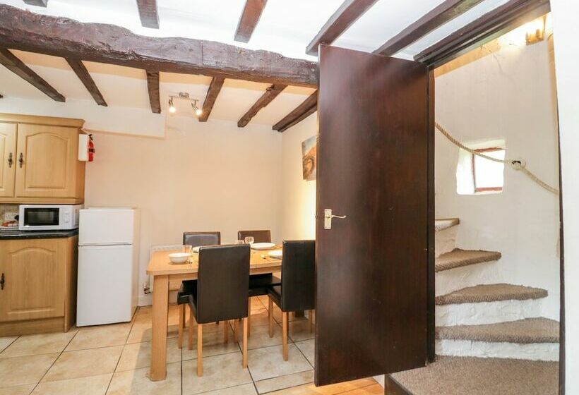 Hall Dunnerdale Cottage