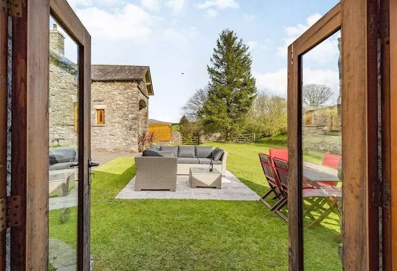 Moresdale Bank Cottage