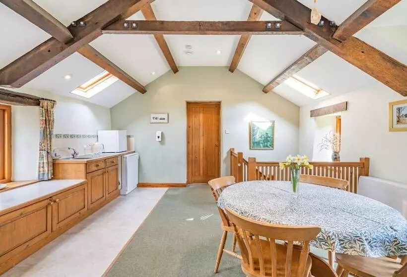 Moresdale Bank Cottage