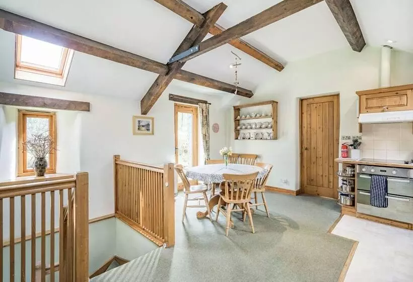 Moresdale Bank Cottage