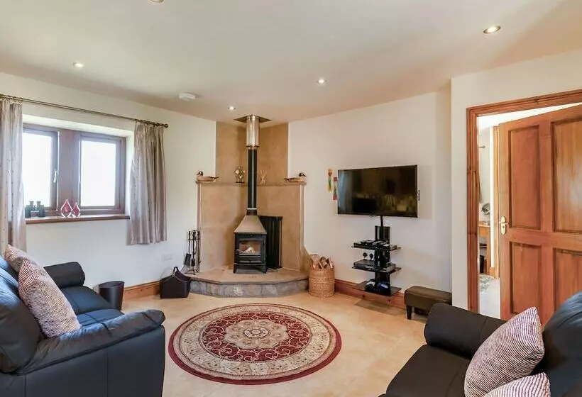 Routster Cottage