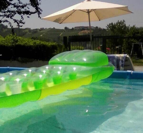 ベッドアンドブレックファースト Cascina Beatrice Az Agrituristica