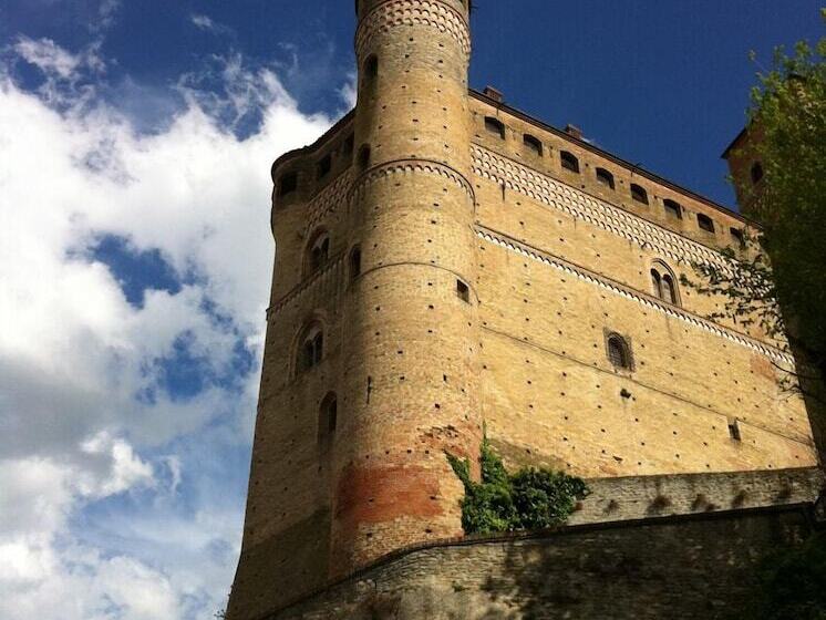 ベッドアンドブレックファースト Cascina Beatrice Az Agrituristica