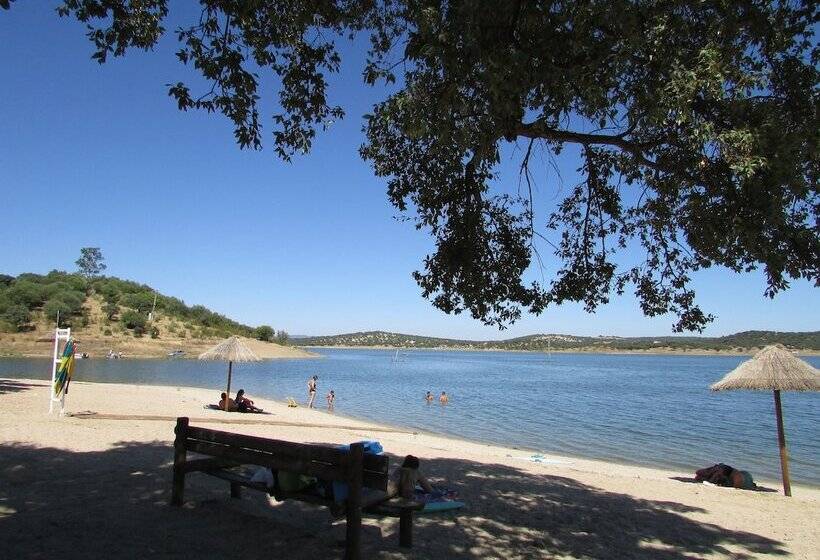 C & M   Casa De Mares