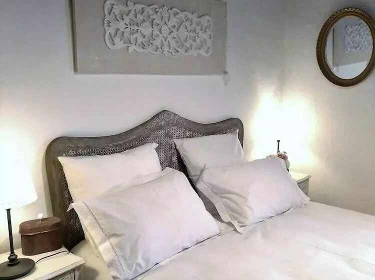 C & M   Casa De Mares