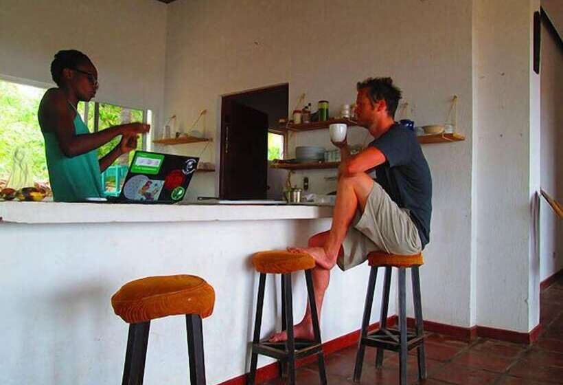 Hostal Los Almendros