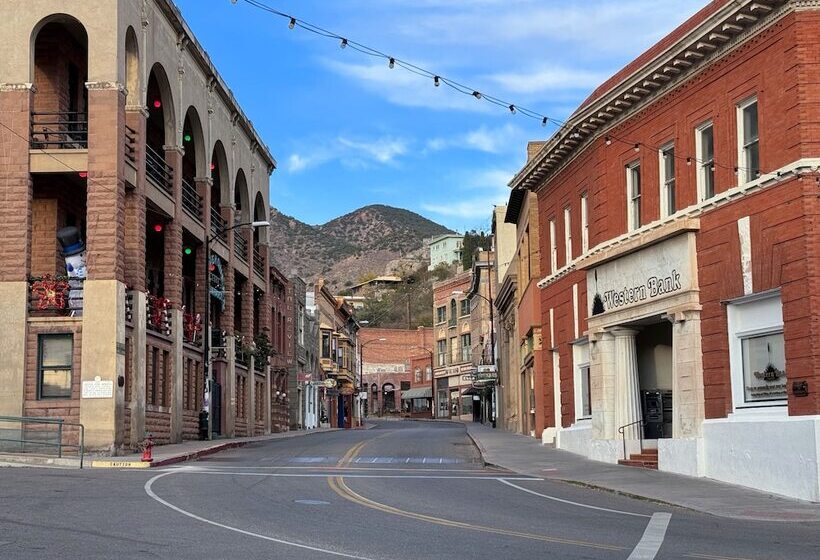 The Block Hotel Bisbee
