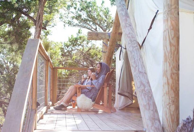 فندق Collective Hill Country