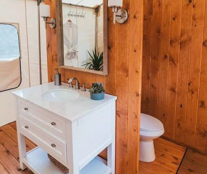 Hotelli Collective Hill Country