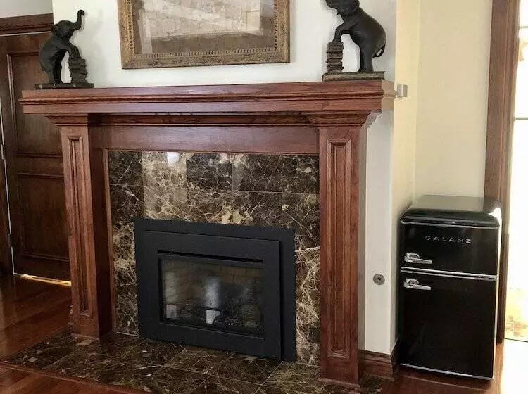 Hotelli Dominion House