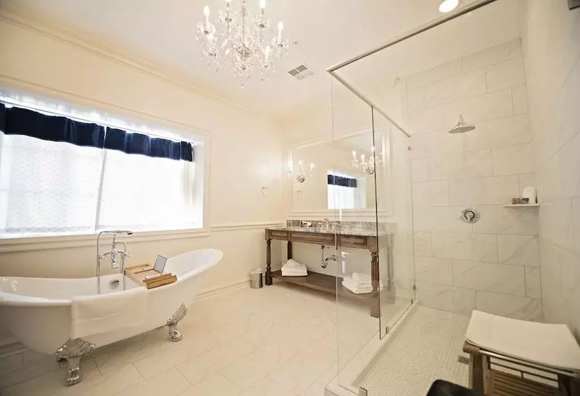 Hotelli Dominion House