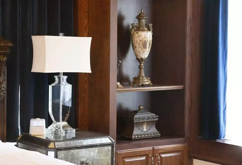 Hotelli Dominion House