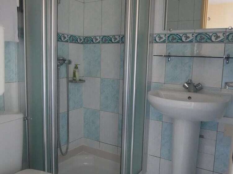 فندق Hôtel Restaurant Trabenia