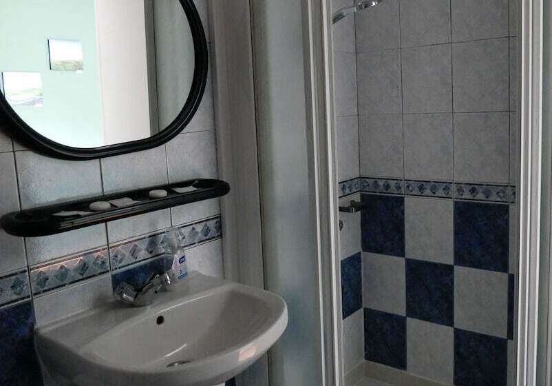 فندق Hôtel Restaurant Trabenia