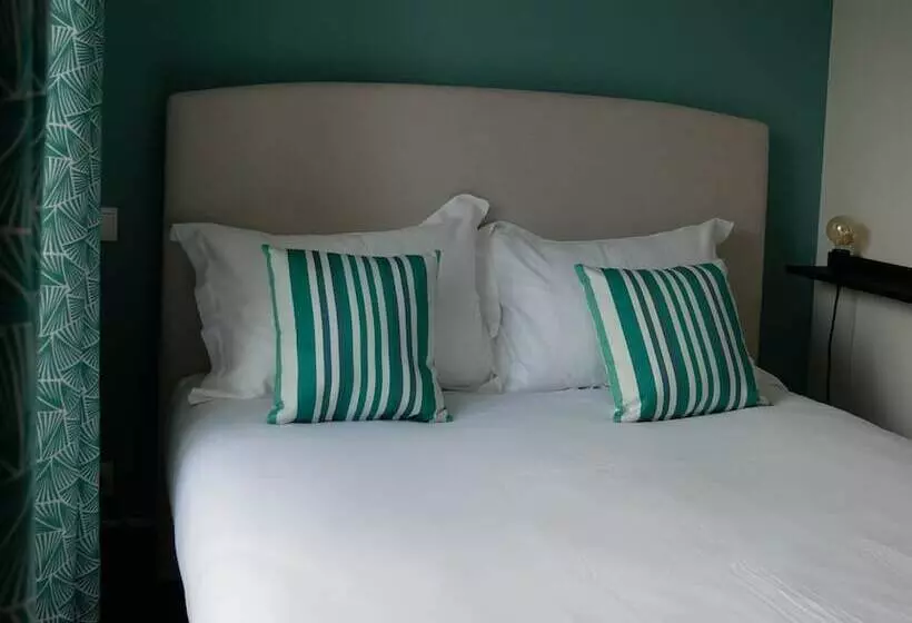 Hotelli Hôtel Restaurant Trabenia