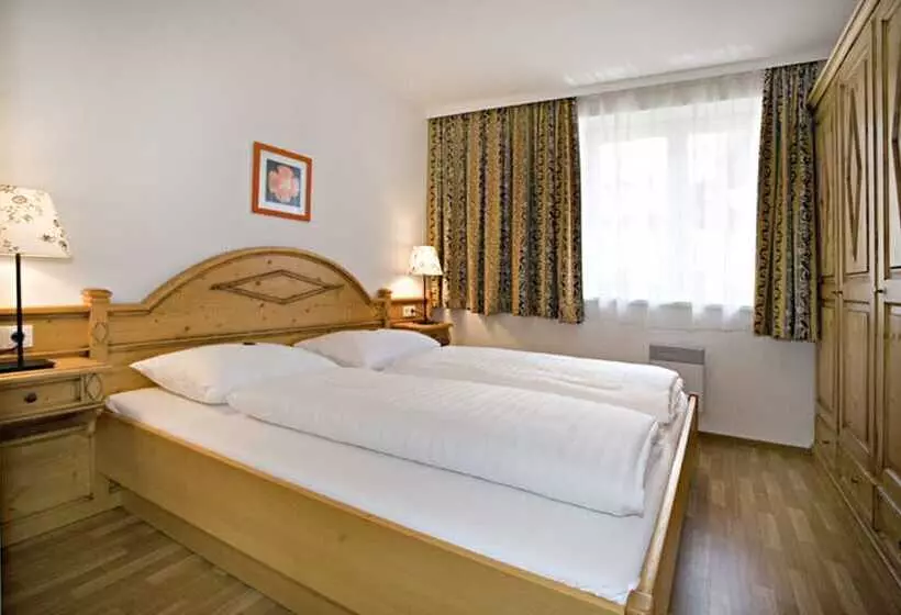 Hotelli Neue Post Apartments