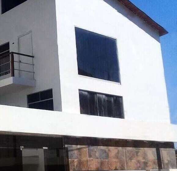 Hotel Peru Hosting De Punta Sal
