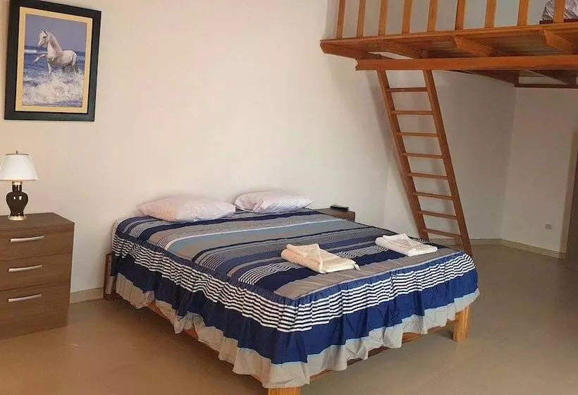 ホテル Peru Hosting De Punta Sal