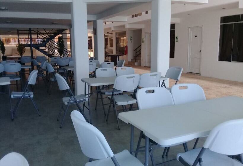 Hotel Peru Hosting De Punta Sal