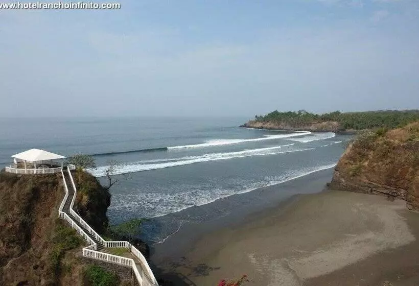 Hotelli Rancho Infinito