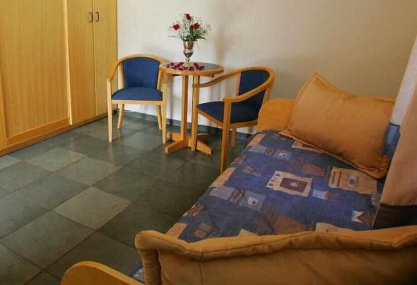 فندق ريفى Fazenda Reviver