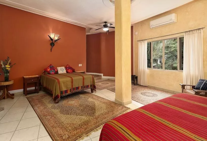 پانسیون Casa Parota Boutique