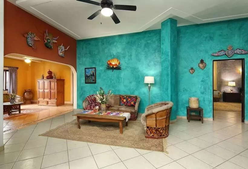 پانسیون Casa Parota Boutique