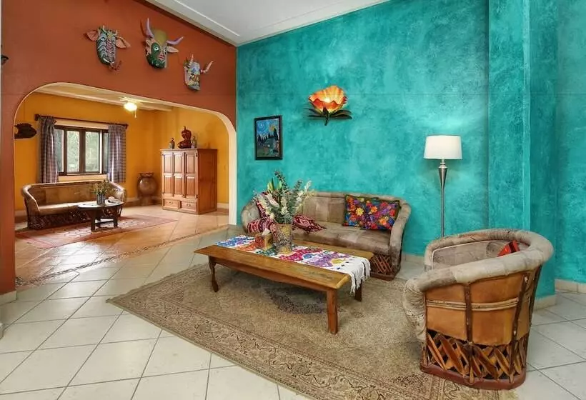 پانسیون Casa Parota Boutique