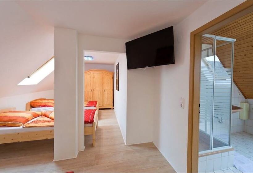 פנסיון Gästehaus M. Sander