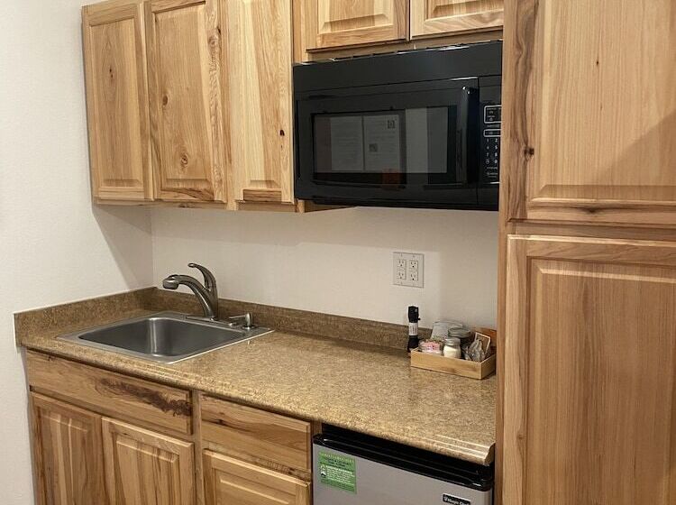 Talkeetna Wilderness Lodge & Cabin Rentals