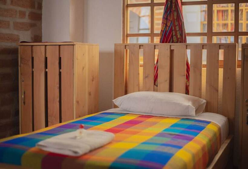 هاستل El Andariego