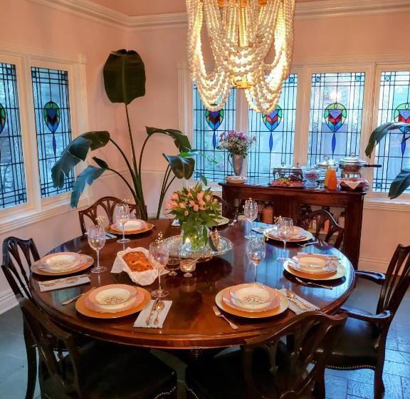 مبيت وإفطار Inn At Rose Hall