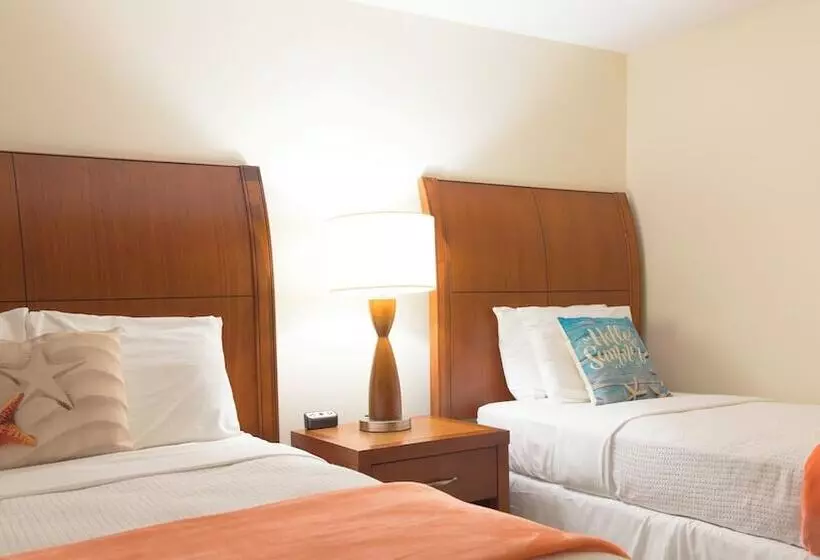 Broadway Court Motel