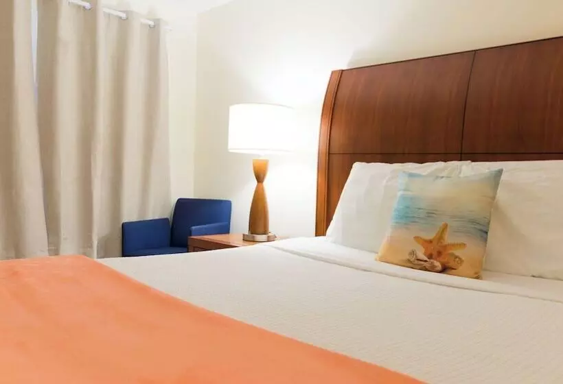 Broadway Court Motel