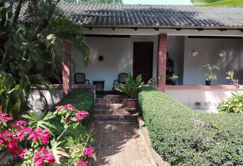 Casa Colonial Bed And Breakfast