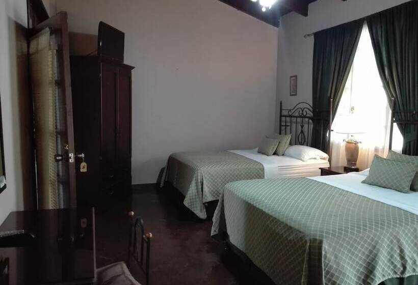 Casa Colonial Bed And Breakfast