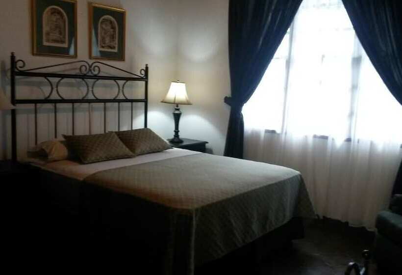 Casa Colonial Bed And Breakfast