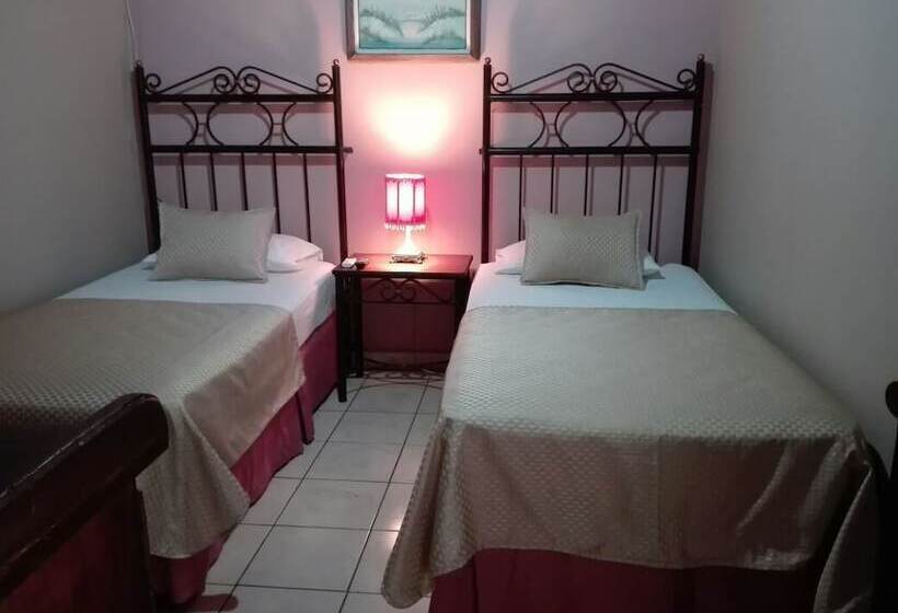 Casa Colonial Bed And Breakfast