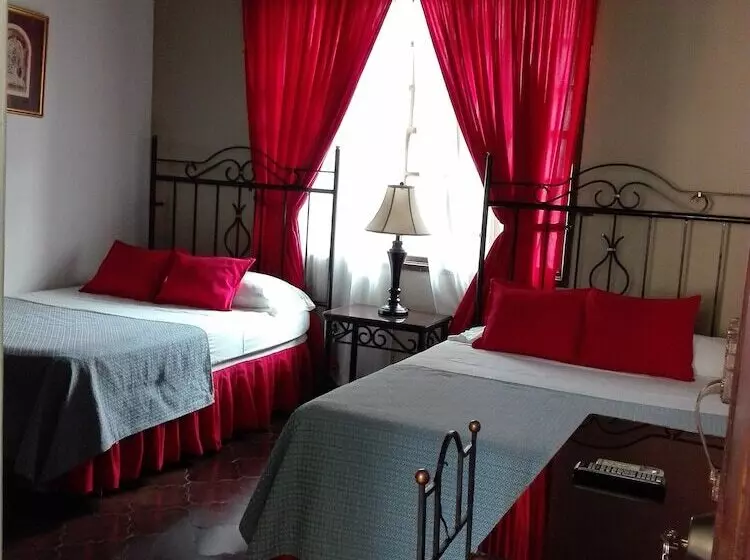 Casa Colonial Bed And Breakfast
