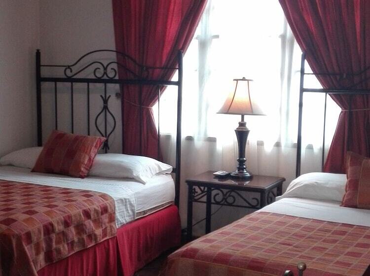 Casa Colonial Bed And Breakfast