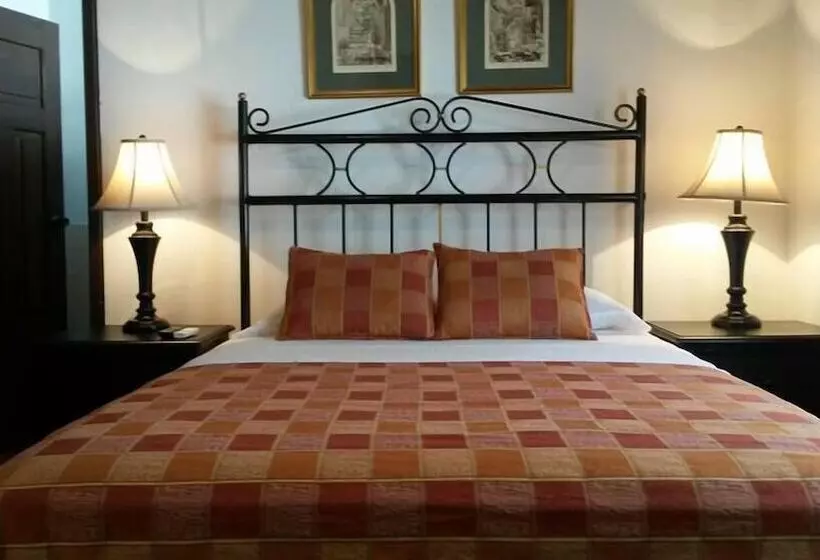 Casa Colonial Bed And Breakfast