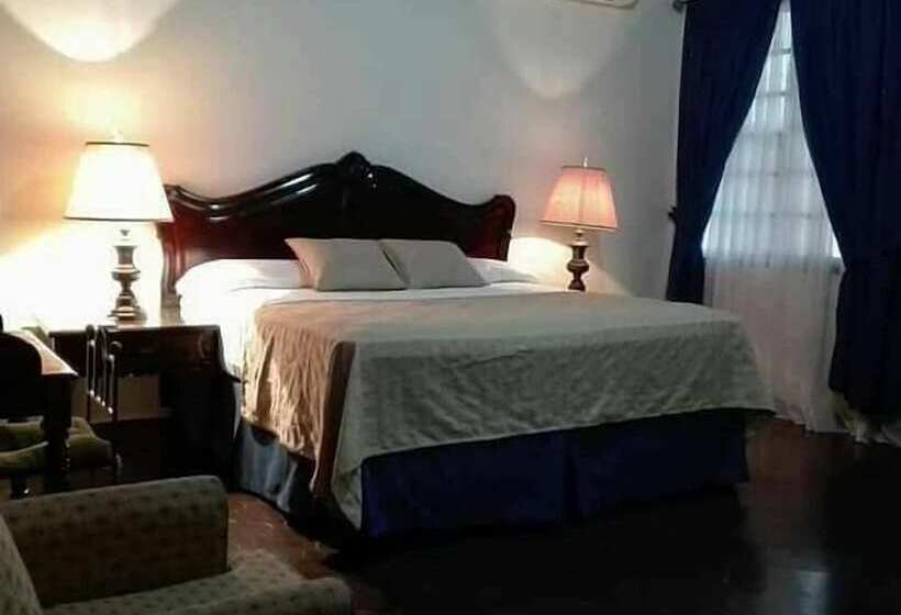 Casa Colonial Bed And Breakfast