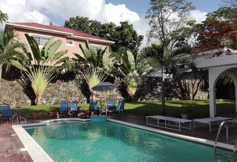 Casa Colonial Bed And Breakfast