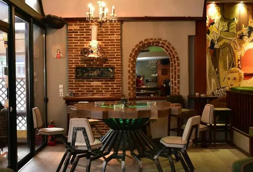 Epidavros Plaza Hotel   Music Bar