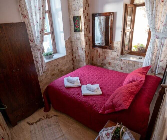 فندق فئة نجمة واحدة Herakles Butik Otel