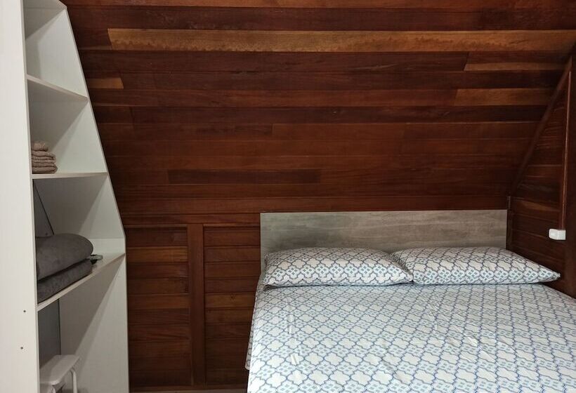 ホテル Chalés De Penha   Natureza E Beto Carrero