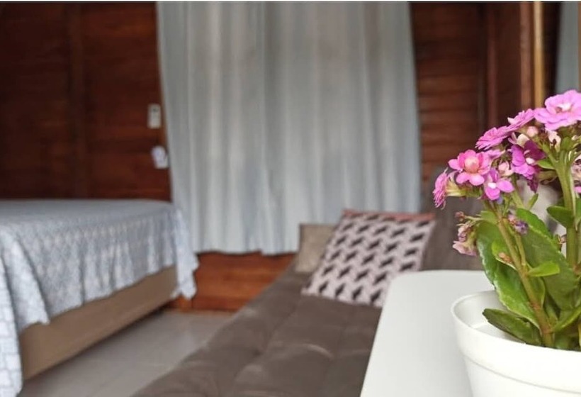 ホテル Chalés De Penha   Natureza E Beto Carrero